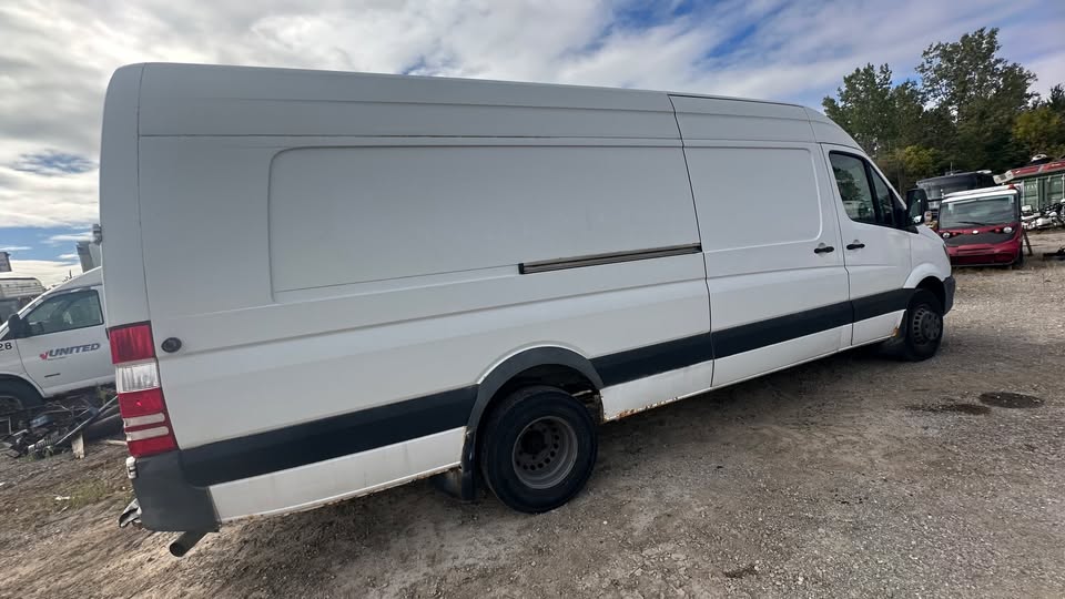 Used 2014 Marcedes Sprinter high cube