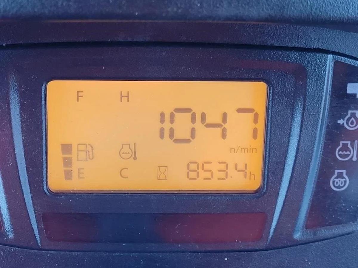 Used 2021 Kubota LX2610 Compact Tractor