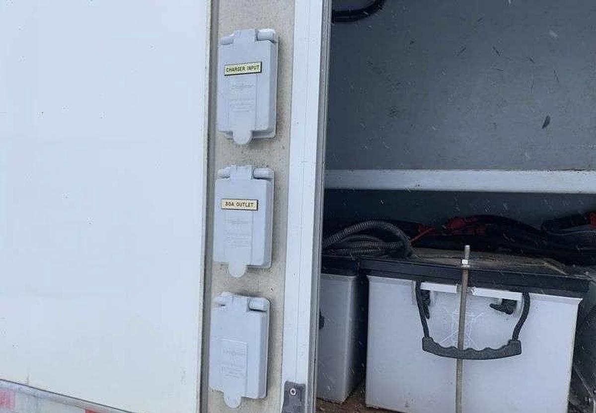 Used 2012 INTERNATIONAL 4000 4300 T/A Van Body Truck