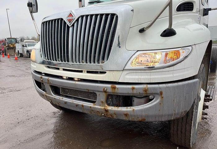 Used 2017 International INTERNATIONAL Cab and Chassis 4400 Tandem