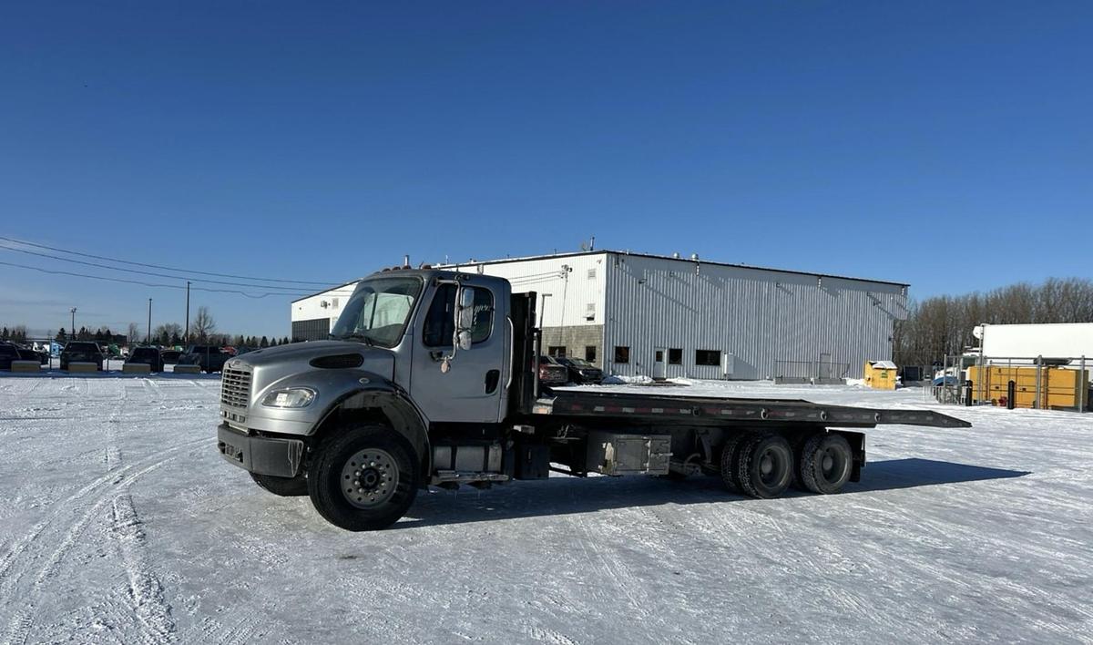 Used 2013 Freightliner M2 106 6x4 Roll-Off Truck
