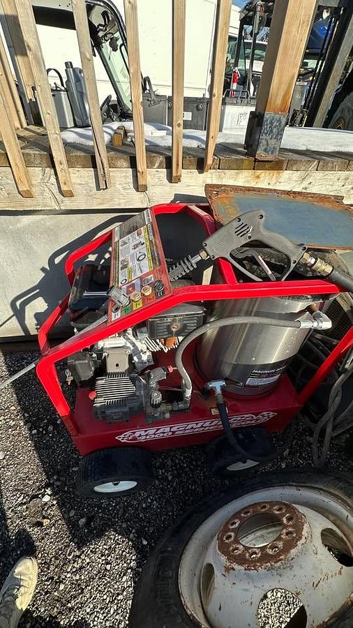 Used 2024 Magnum 4000 Series Hot Water Gas easy-kleen pressure wash system