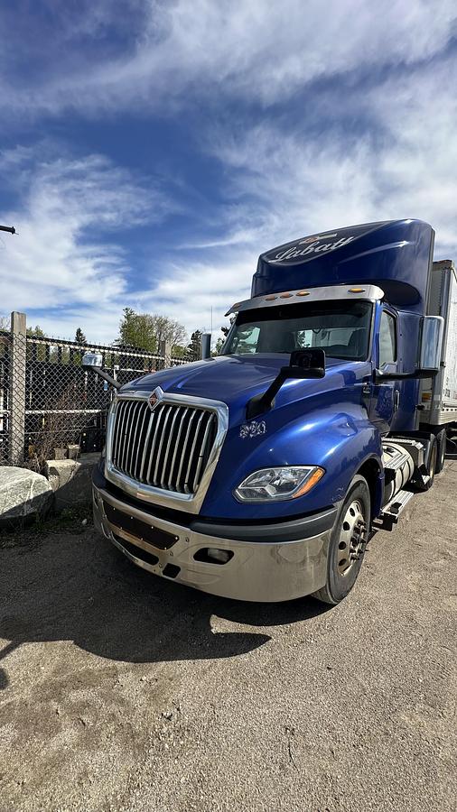 Used 2019 international LT625