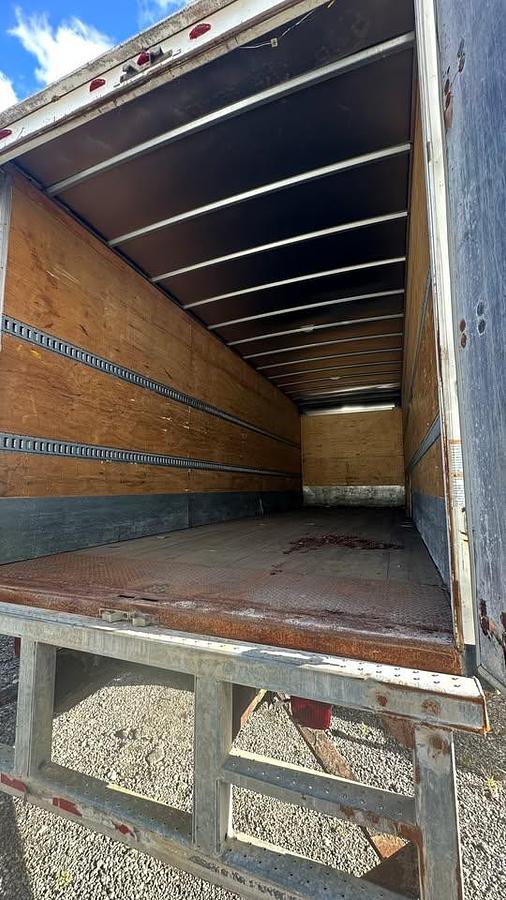 Used 2016 Hino 268 26ft box