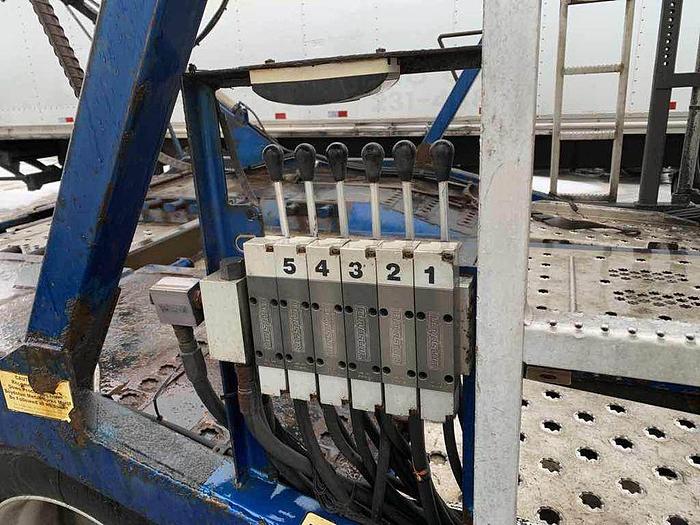 Used 2005 FREIGHTLINER COLUMBIA 8 CAR carrier working daily $39,995