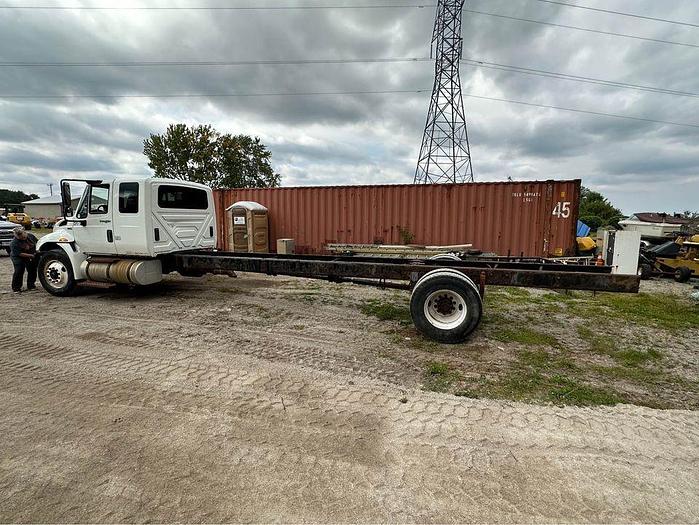 Used 2013 INTERNATIONAL 4300 EXTENTED CAB s/a automatic, air brakes