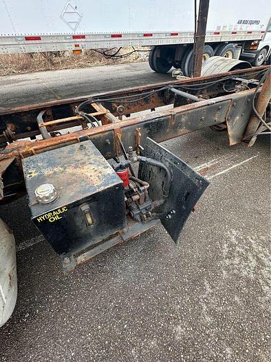 Used 2009 International 4300 ROLL OFF