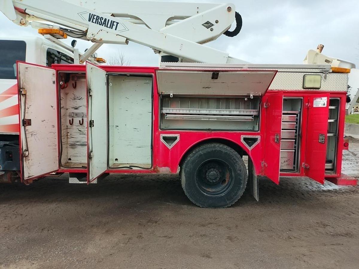 Used 2011 International DuraStar S/A Bucket Truck