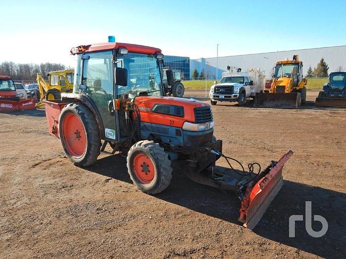Used 2003 KUBOTA L4330D 4wd Utility Tractor PLOW/SANDER only $15,995
