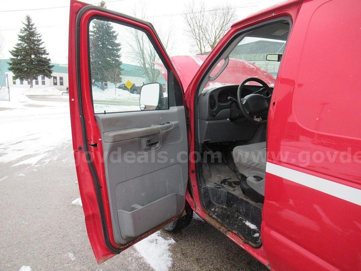 Used 2008 Ford Econoline CARGO VAN 4.6L V8