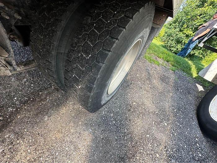 Used 2016 International 4300 20' Reefer, cummins