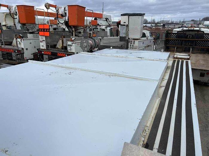 Used 2001 GMC TC7H042 C-SERIES SERVICE TRUCK AUTO, cat diesel