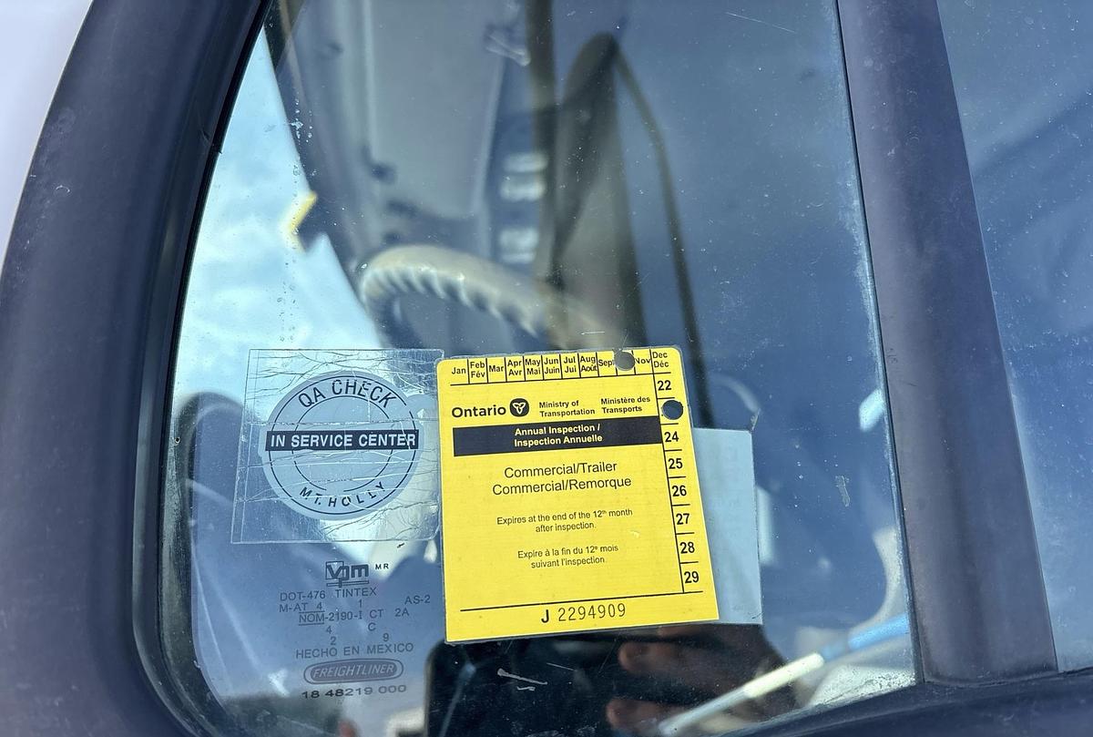 Used 2005 Freightliner M2 6x4 Extended Cab Service Truck