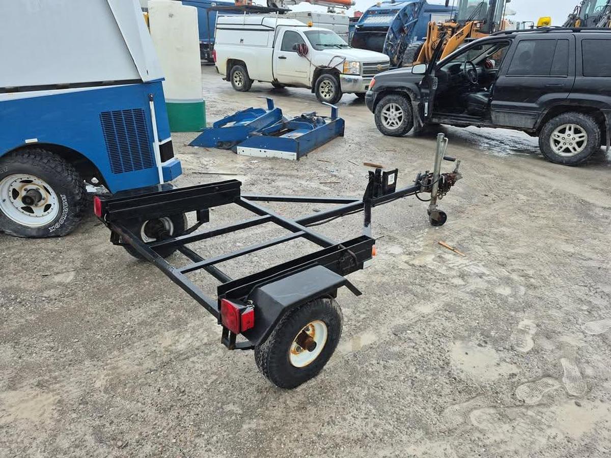 Used 2015 GUELPH single axle utility trailer