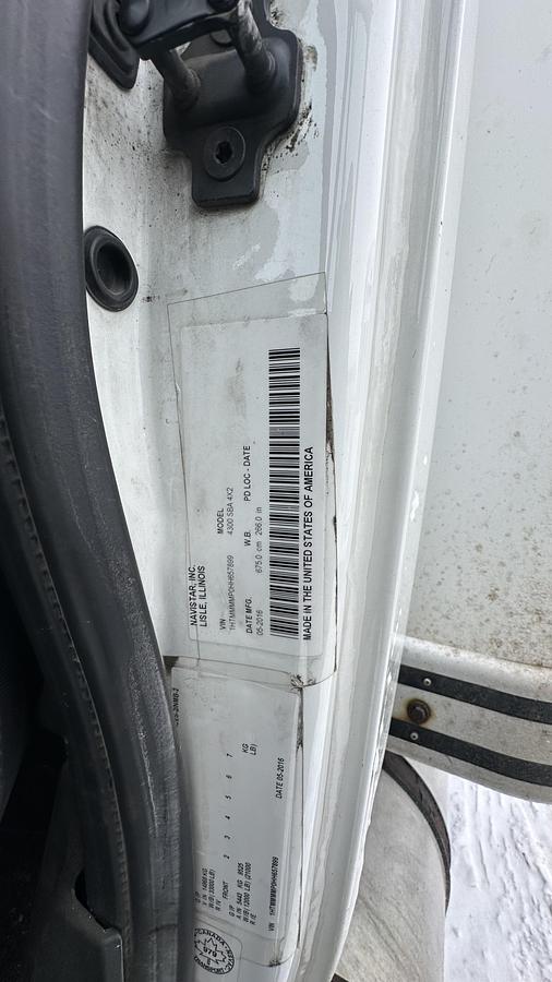 Used 2017 International 4300 box truck