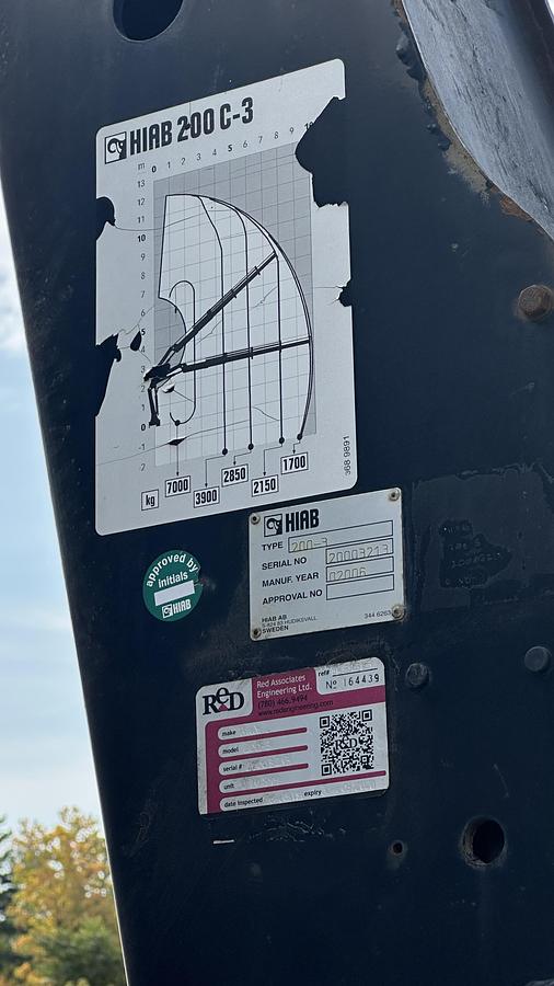 Used 2005 Sterling L9500 6x4 Boom Truck 2006 hiab 200-3 7000 kg knuckle boom