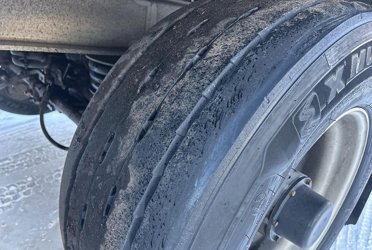 Used 2016 Titan 53 ft x 102 in Quad/A Moving Floor Open-Top Chip Trailer