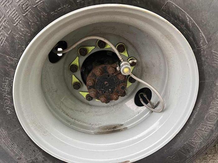 Used 2004 INTERNATIONAL 4400 CREW CAB service body, camper