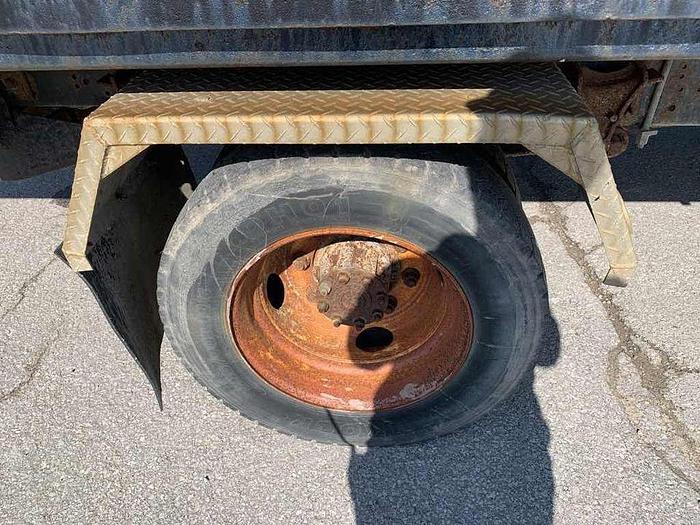 Used 2012 INTERNATIONAL 4300 LP KANGO HOOK LIFT g licence