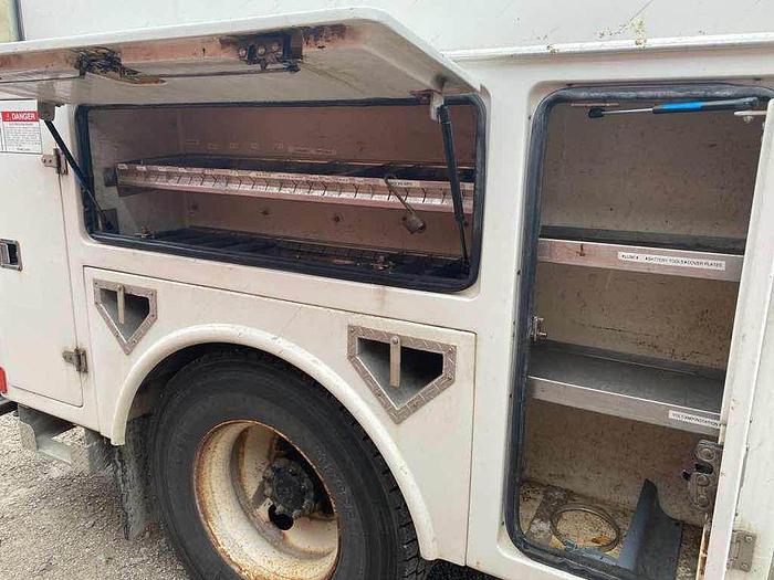 Used 2011 FREIGHTLINER M2 106 POSI Bucket Truck