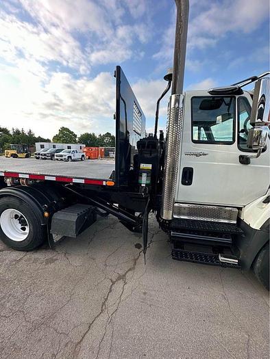 Used 2009 INTERNATIONAL 9400 ROLL OFF recovery deck with plow