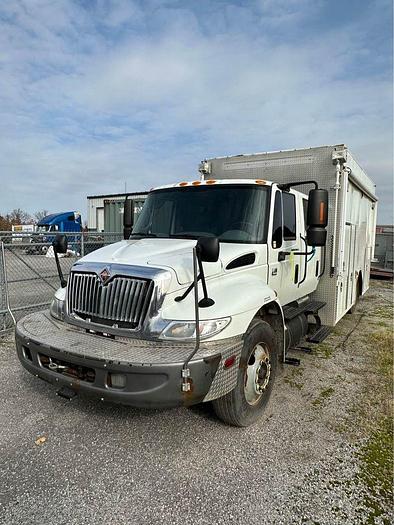 Used 2004 International 4400 Crew Cab "NEW ENGINE"