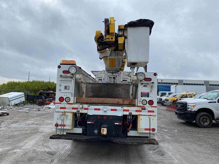 Used 2004 FREIGHTLINER Fl80 Bucket Truck