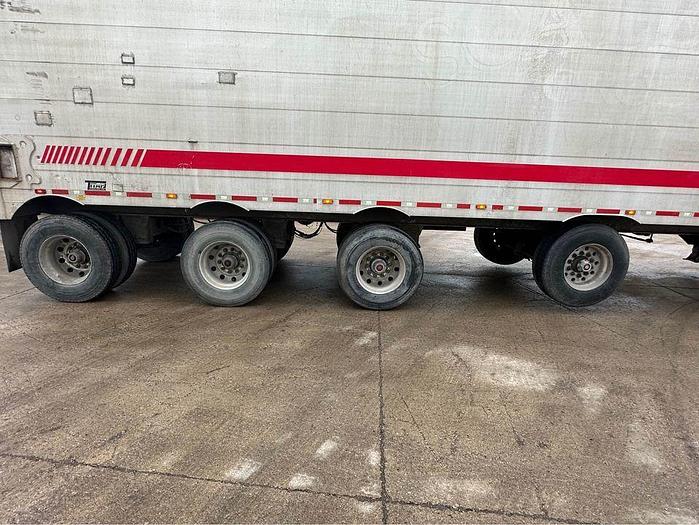 Used 2008 TITAN 53 ft Quad/Axle Closed Top aluminum live bottom