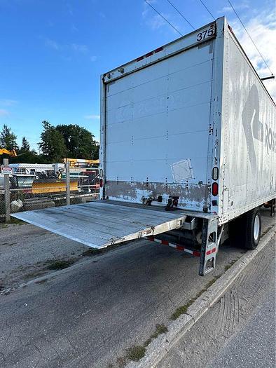 Used 2013 International 4300 straight truc 26’ curb entry, air brakes