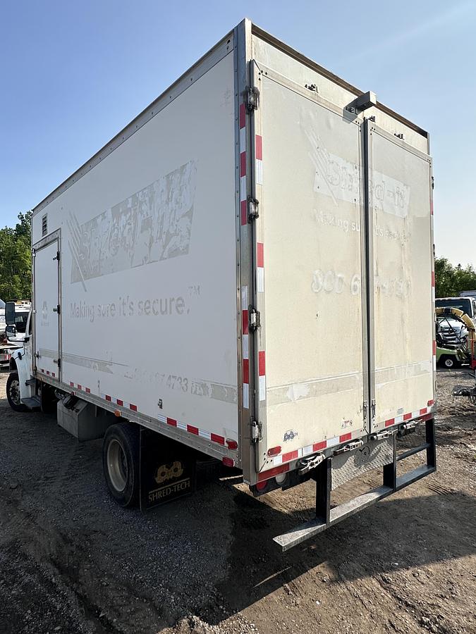 Used 2016 Freightliner M2 106 4x2 Mobile Shredding Truck