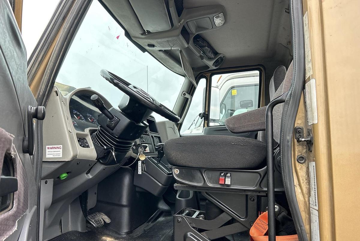 Used 2019 International DuraStar 4300 4x2 flatbed dump truck