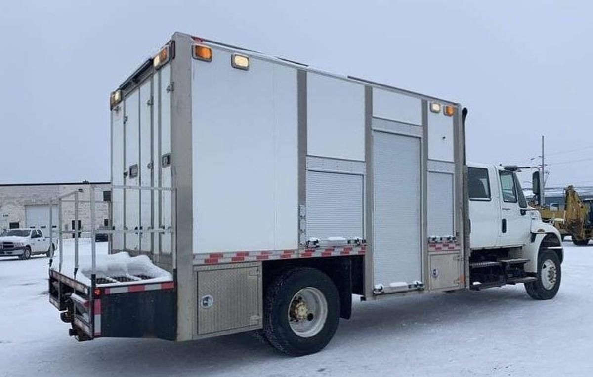 Used 2012 INTERNATIONAL 4000 4300 T/A Van Body Truck