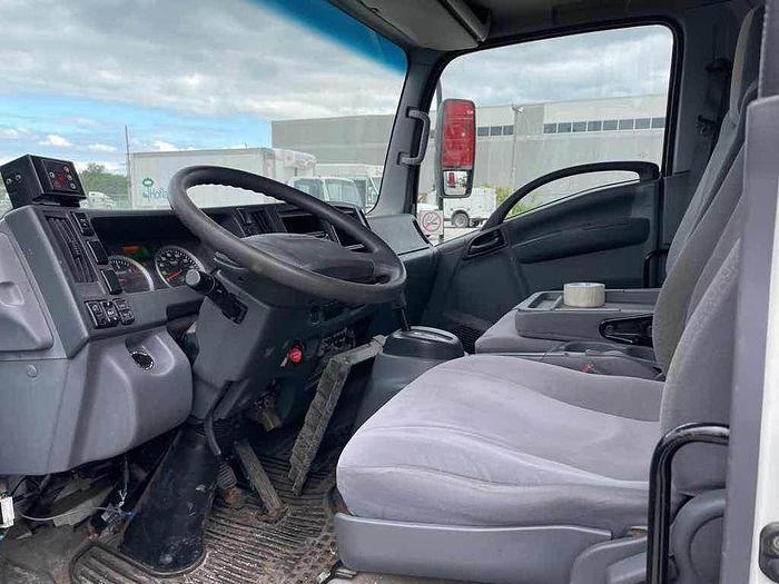 Used 2018 Isuzu NPR atc Reefer/Heater unit