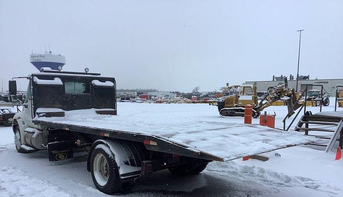 Used 2009 INTERNATIONAL 4300 SBA Durastar 4x2 Rolloff Truck