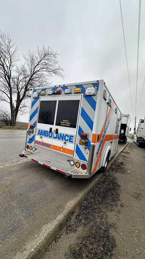 Used 2016 Ford Econoline CUTAWAY 6.8l v10 sohc 20v.