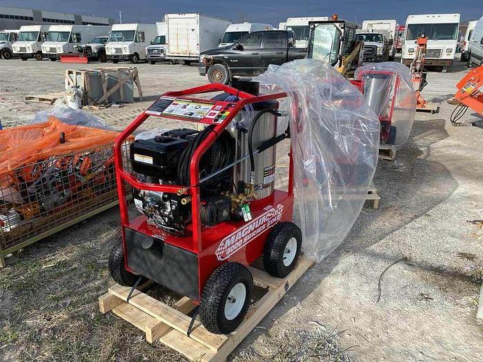 Used 2024 MAGNUM 4000 Series Hot Water Gas