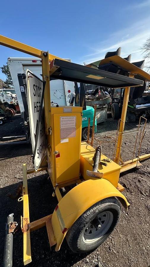 Used 2011 FLAGMA PORTABLE TRAFFIC lights $4,000 each