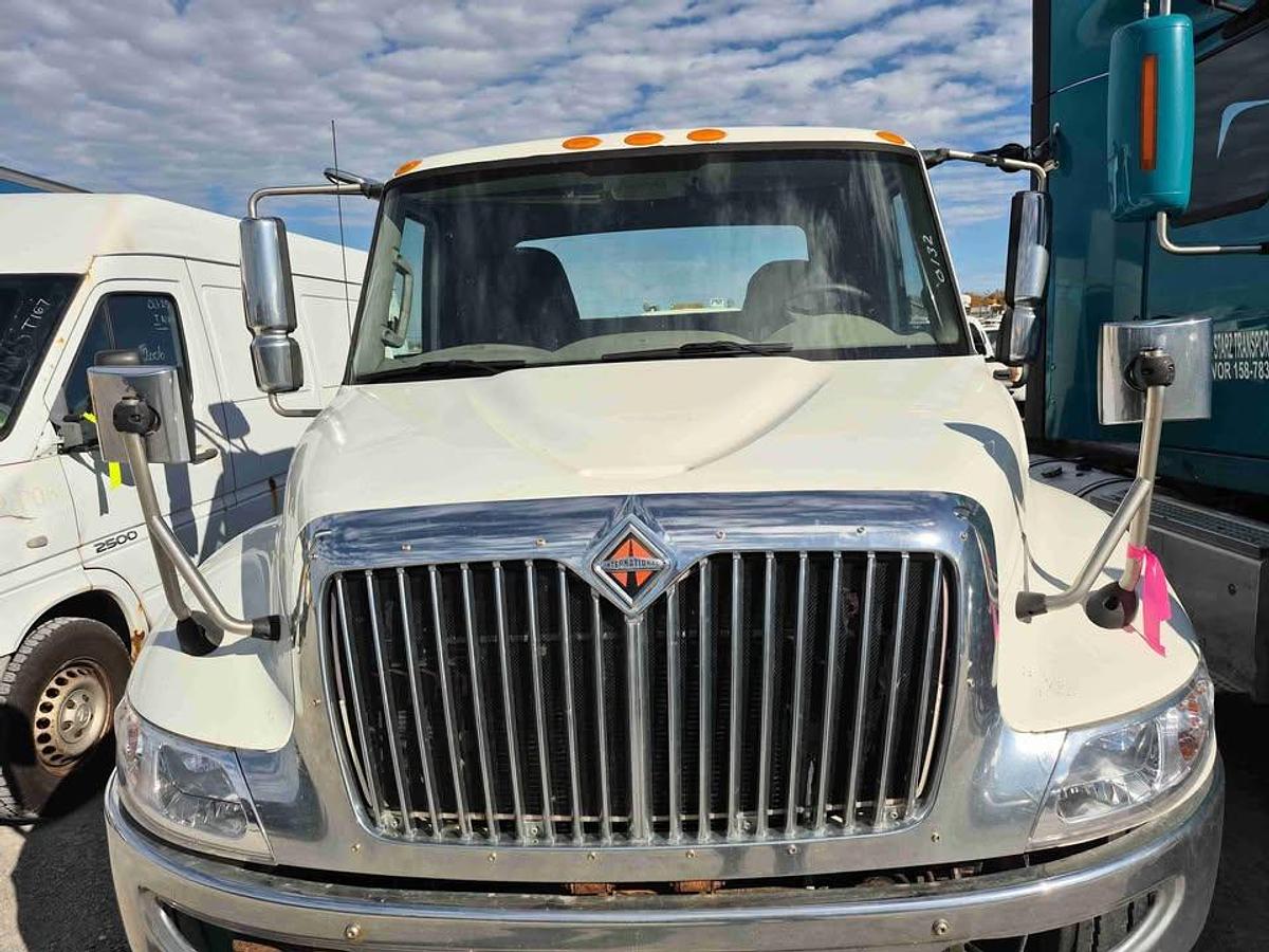 Used 2013 INTERNATIONAL 4000 4300 LP ex opp