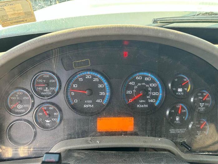 Used 2011 International 7400 GARBAGE TRUCK