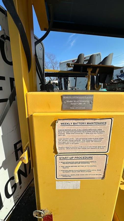 Used 2011 FLAGMA PORTABLE TRAFFIC lights $4,000 each