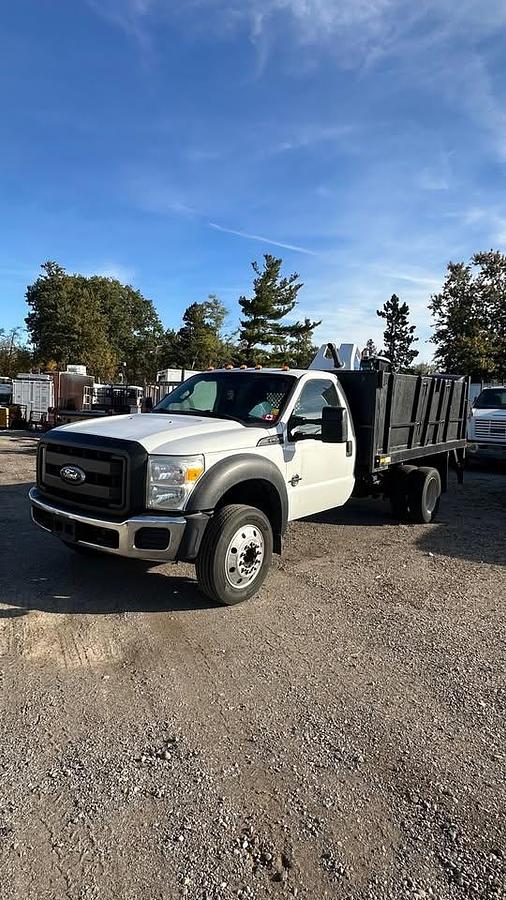 Used 2011 Ford f550 powerstroke hydraulic tailgate
