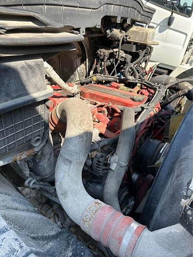 Used 2016 International 4300 20' Reefer, cummins