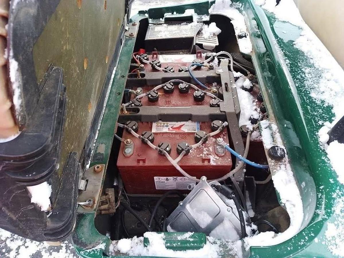 Used 2010 EZGO RXV 48V golf cart