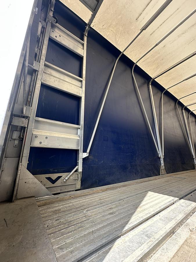 Used 2018 Reitnouer Bigger Bubba 53' Curtain Side