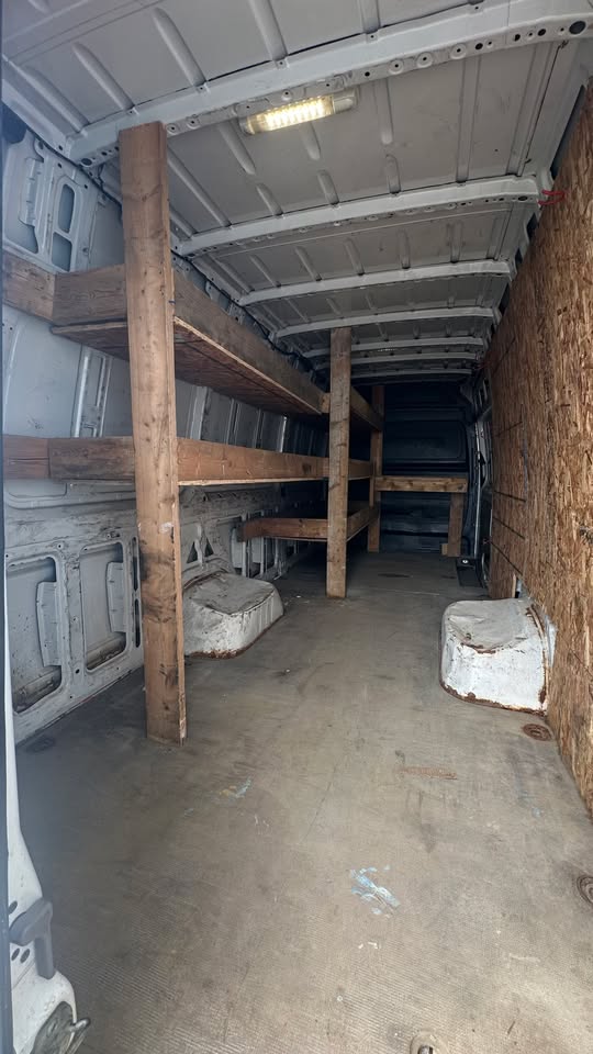 Used 2014 Marcedes Sprinter high cube