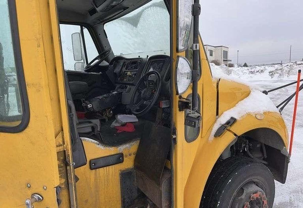 Used 2018 Freightliner M2 106 T/A Refuse Truck