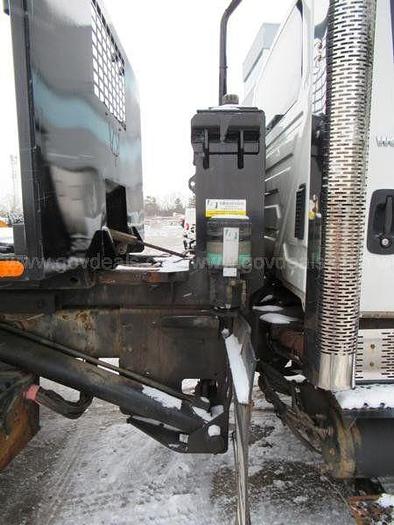 Used 2009 International 7400 Plow Truck w\Viking 4 way plow.