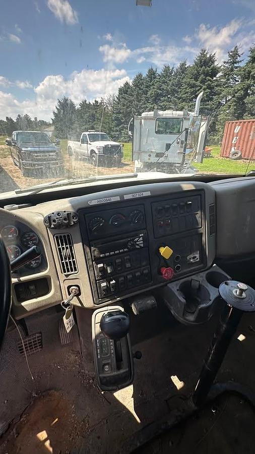 Used 2014 International 4400 SBA Durastar 4x2 Extended Cab Bucket Truck posi-plus 200-42a 42 ft