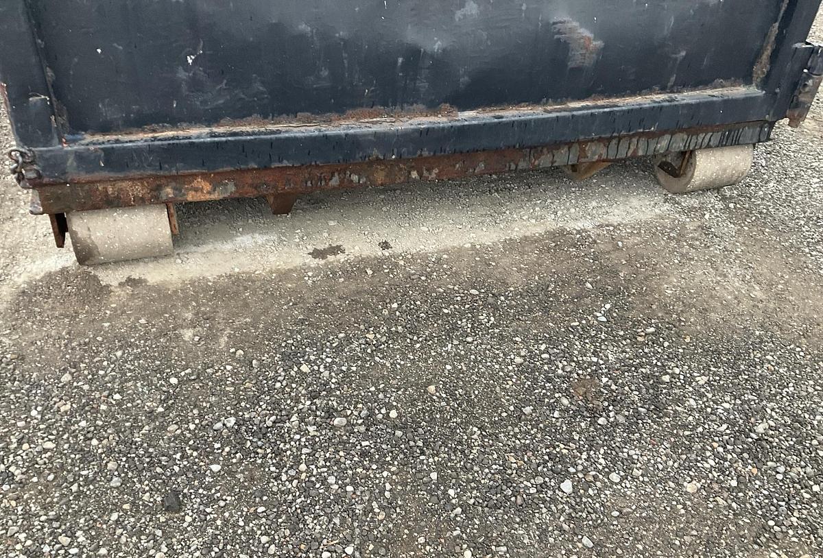Used 2022 14 ft Hook-Lift Roll-Off container