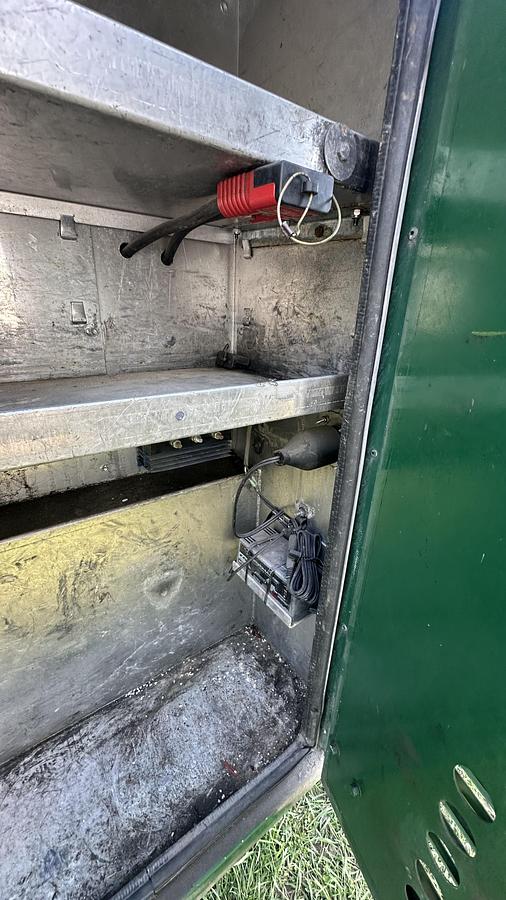 Used 2007 Ford F-150 XL 4wd serice truck